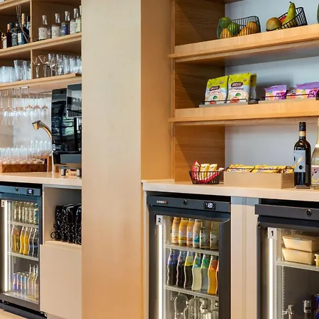 Element By Westin Hotel 3*