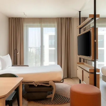 Element By Marriott Hotel 3*